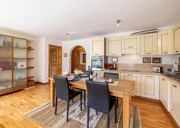 True-sura Nr. 3 Scuol